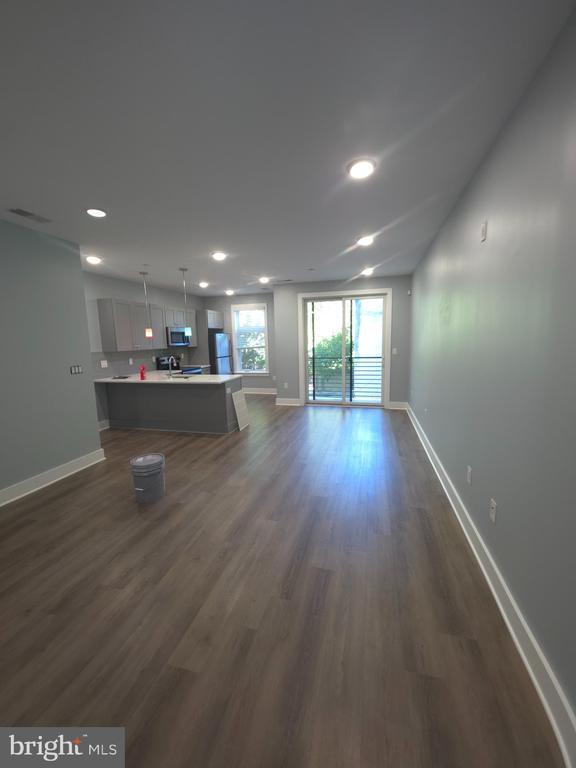 Building Photo - 3925 Haverford Ave