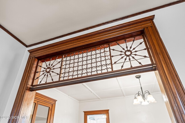 Building Photo - 50-52 Peters Pl