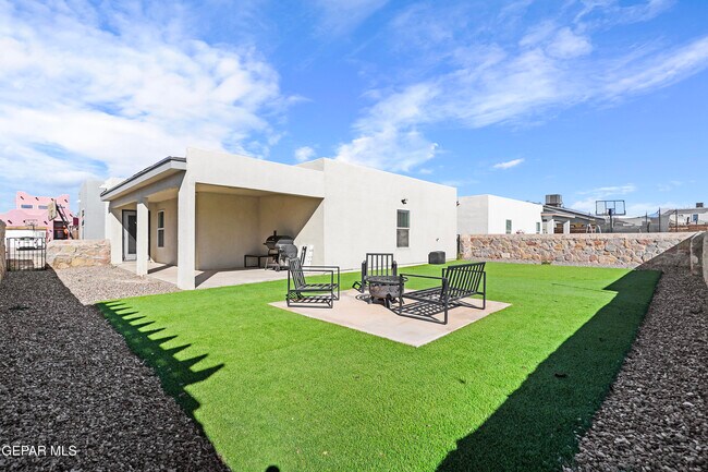 Building Photo - 14724 Mountain Breeze Ave