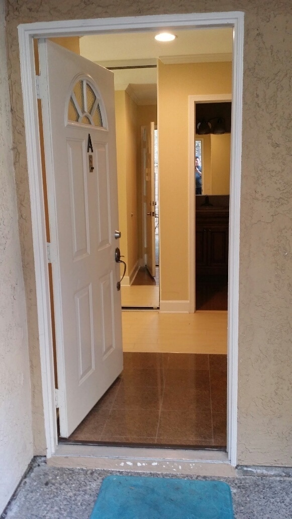 Building Photo - La Jolla 2bed 2bath, hardwood floors, patio, upgraded