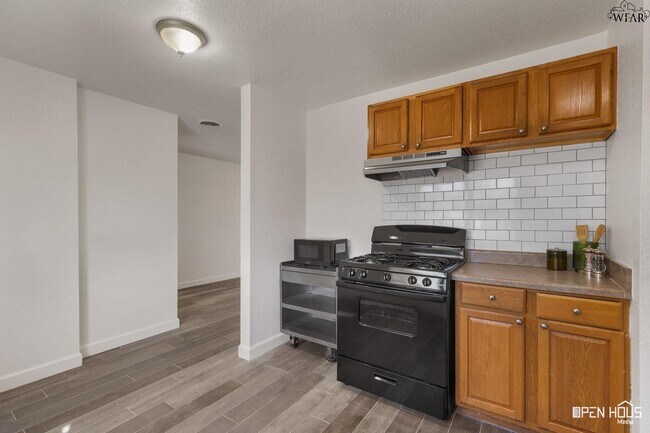 Building Photo - 4717 Bonny Dr