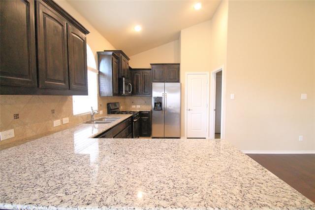 Building Photo - 4817 Green River Dr