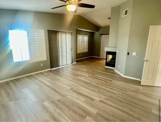 Building Photo - 32358 Gardenvail Dr
