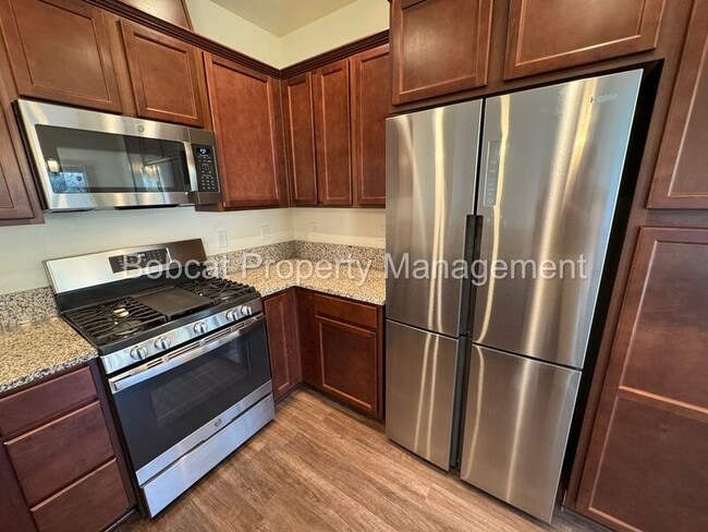 Building Photo - 1230 Saltern Dr