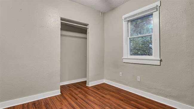 Building Photo - 4736 20th St N