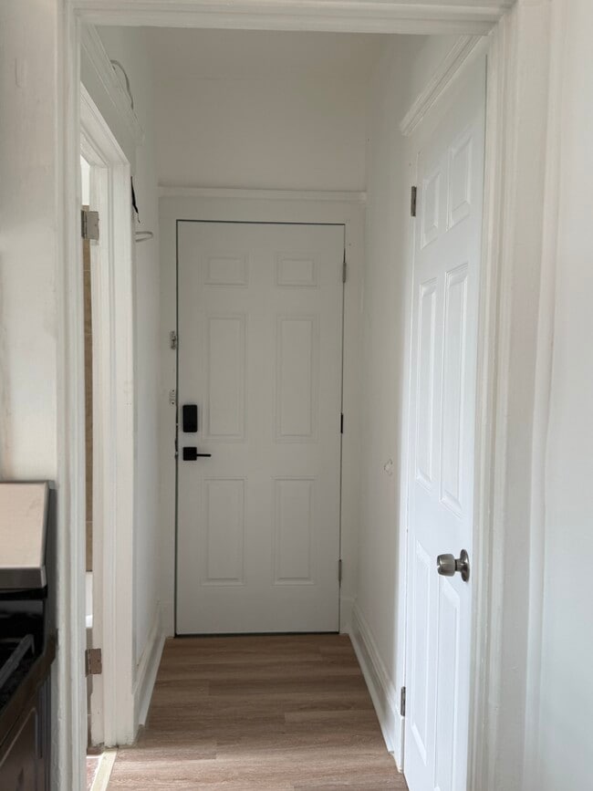 Building Photo - 342 E Westfield Ave