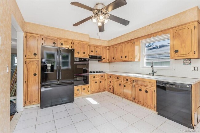 Building Photo - 433 Palmer Rd