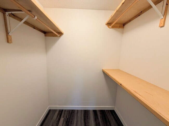 Building Photo - Spacious 3-Bedroom House in Lake Charles - Huge Backyard & Storage Shed