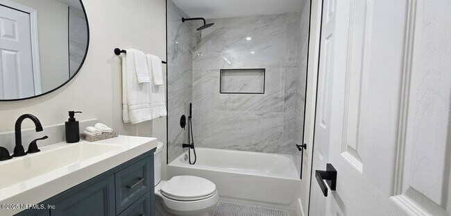 Building Photo - 5813 Tampico Rd