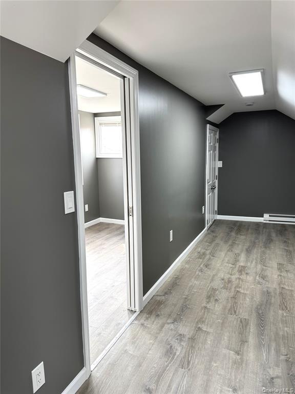 Building Photo - 23 Collegeview Ave