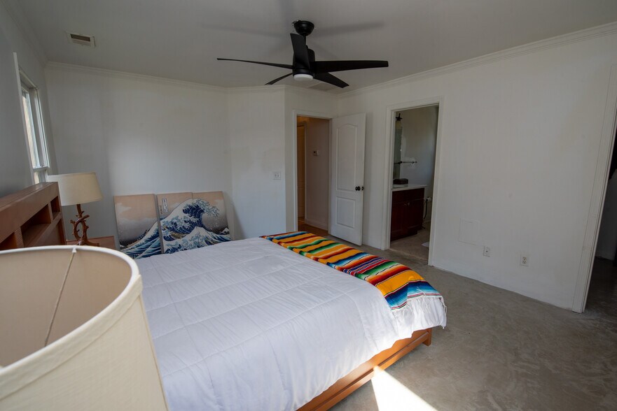 Building Photo - 2019 Pryor Rd SW