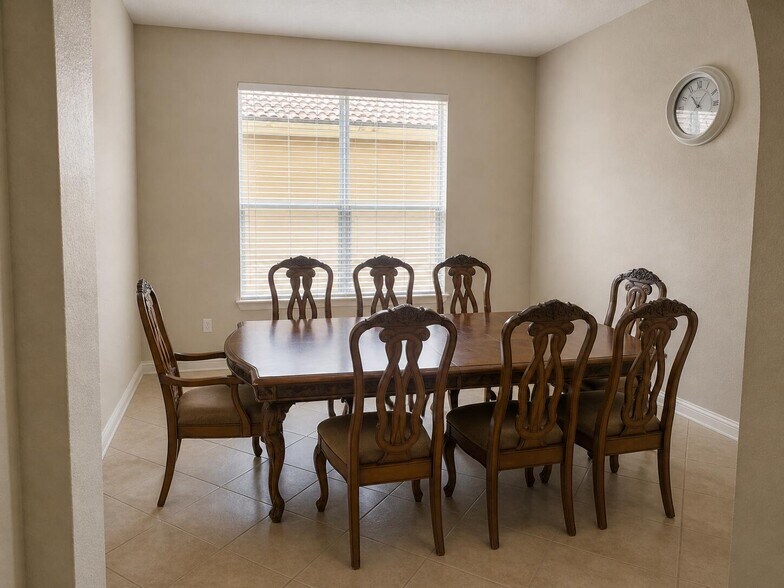Building Photo - 3945 Torres Cir