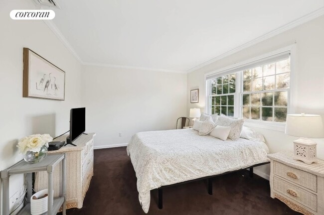 Building Photo - 47 Bathing Bch Rd