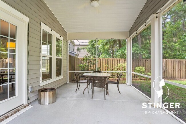 Building Photo - 100 Sago Palm Dr