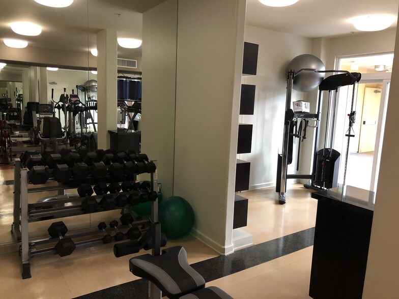 Gym - 250 N 1st St
