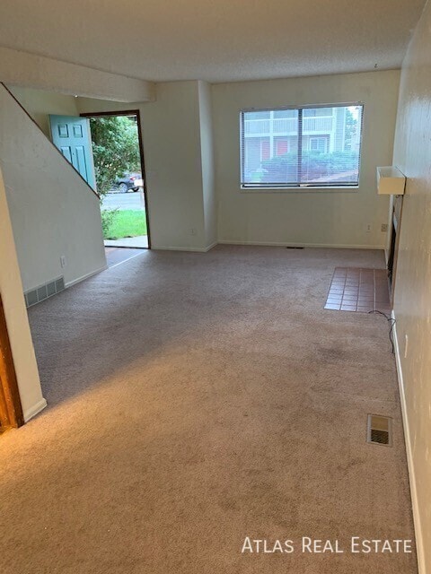 Building Photo - 2361 Split Rock Dr