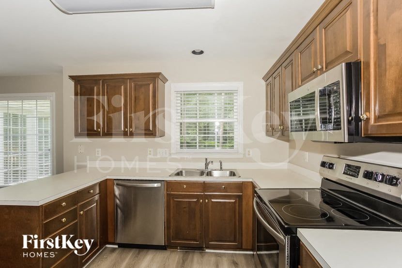 Building Photo - 4520 Candalon Way