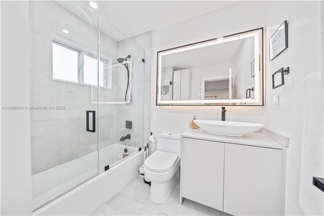 Building Photo - 1320 NE 210th Terrace