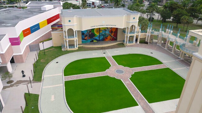 Building Photo - 3940 NW 5th Ave