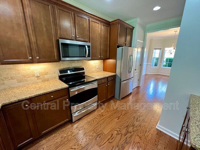 Building Photo - 53 Barnwood Cir