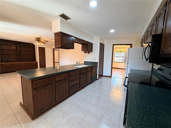 Building Photo - 35324 Blanton Rd