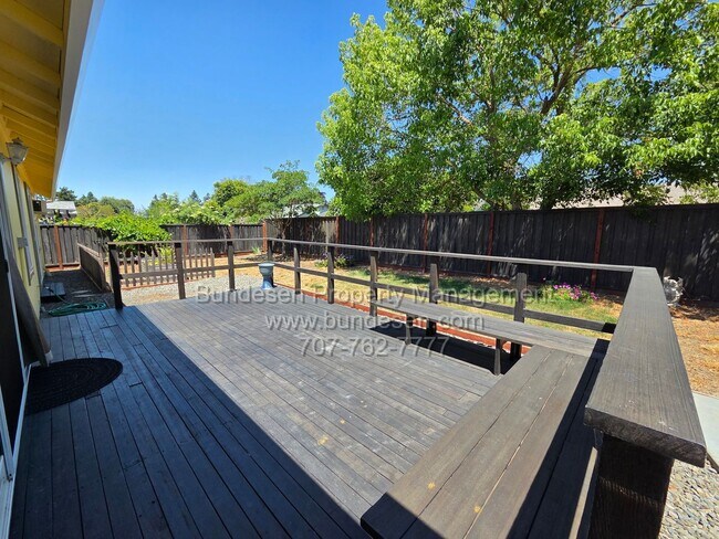 Building Photo - 5266 Evonne Ave
