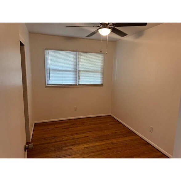 Building Photo - 1105 Callahan St
