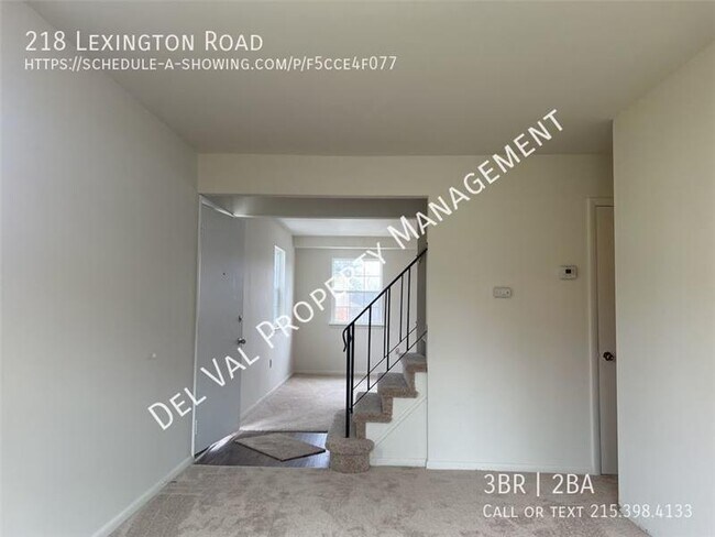 Building Photo - 218 Lexington Rd