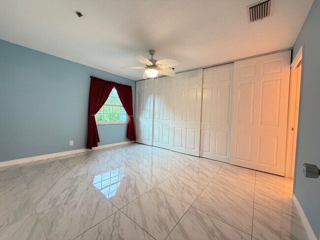 Building Photo - 950 S Kanner Hwy