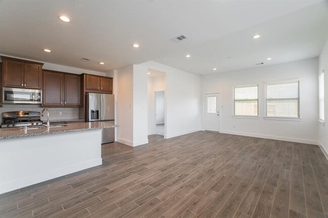 Building Photo - 17723 Tree of Heaven