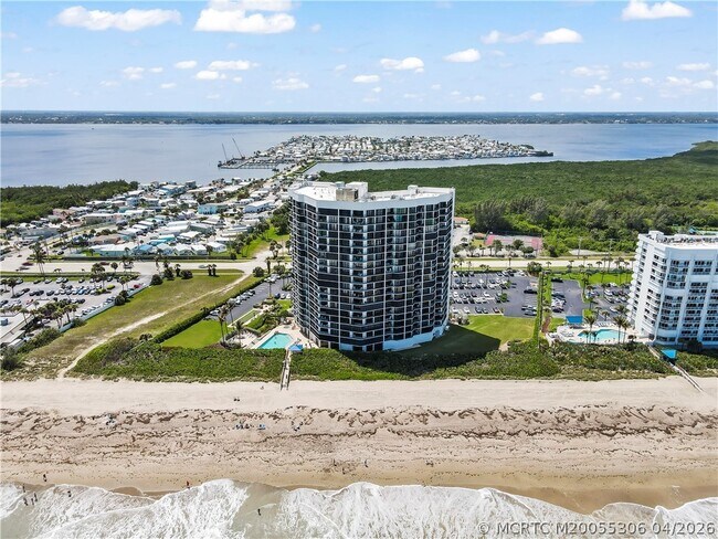 Building Photo - 9650 S Ocean Dr