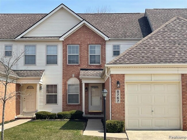 Primary Photo - 8767 Hardwood Dr