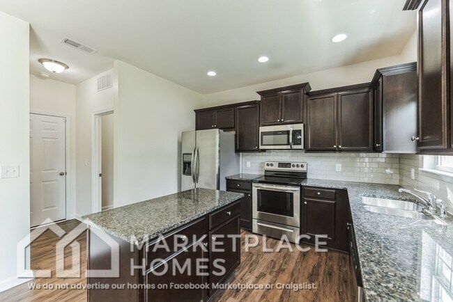 Building Photo - 2330 McCampbell Wells Way