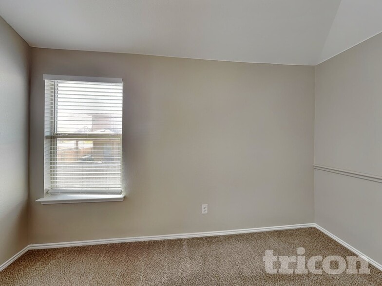 Building Photo - 10401 Turning Leaf Trail