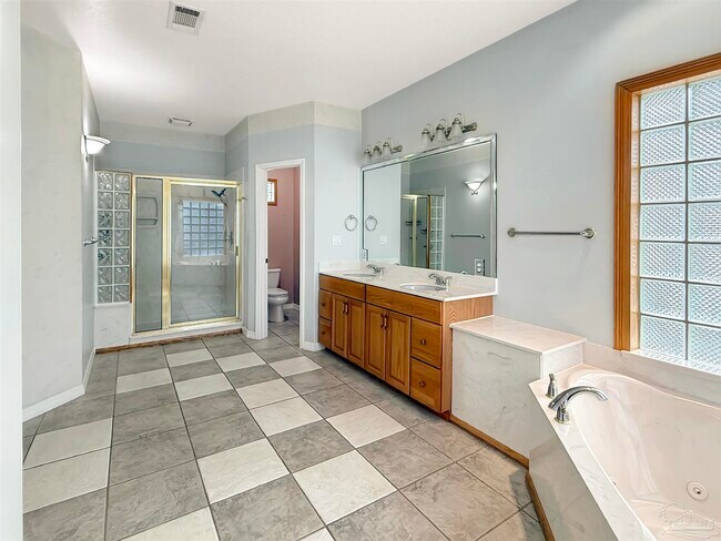 Building Photo - 2983 Shearwater Dr