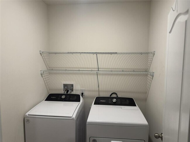 Building Photo - 1061 Fig St