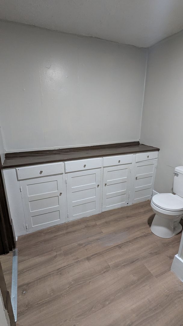 Building Photo - 793 Boulevard St