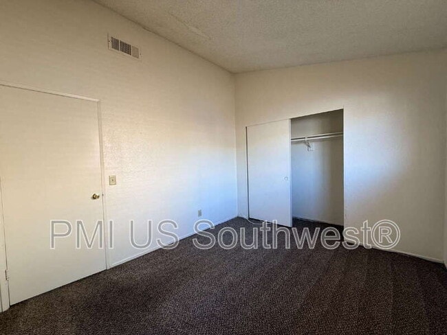 Building Photo - 364 Rio Grande Ct