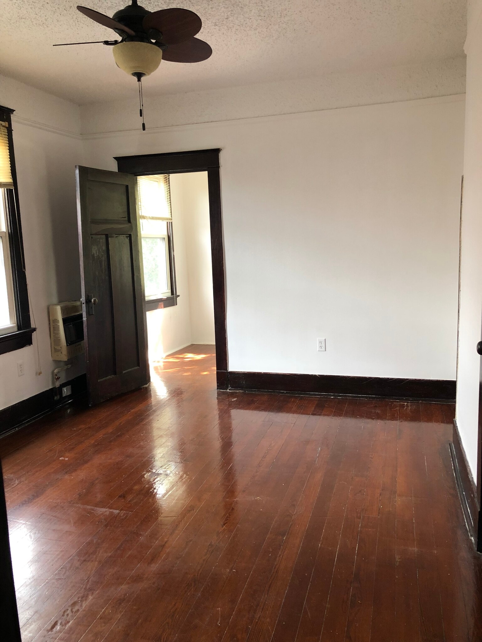 Bedroom 1 - 1810 Paul Morphy St