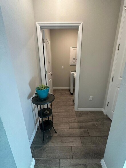 Building Photo - 33805 Astoria Cir