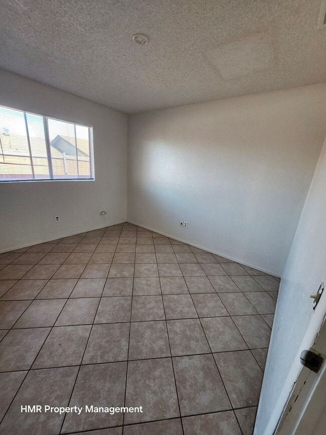 Building Photo - Beautiful House Norco