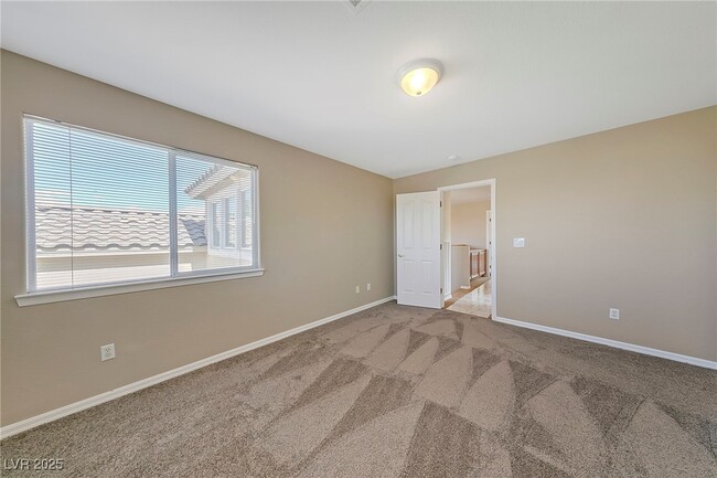 Building Photo - 2385 Stansbury Ct