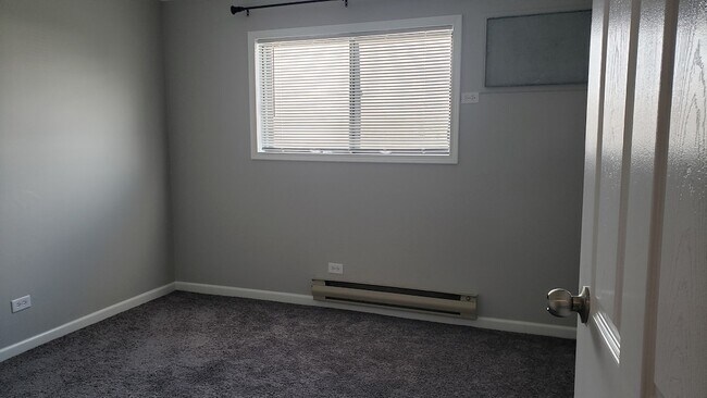 Building Photo - 1033 Spruce St