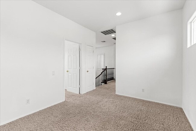 Building Photo - Coming Soon: 3 Bd, 3 Bth, Entertainer's Ki...