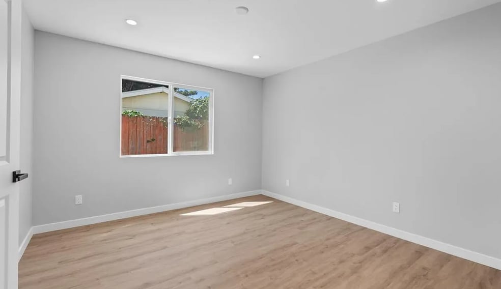 Building Photo - 1138 Atwater St