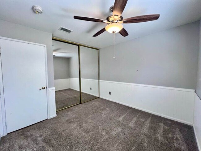 Building Photo - Upgraded 2 Bedroom Menifee home with a two...
