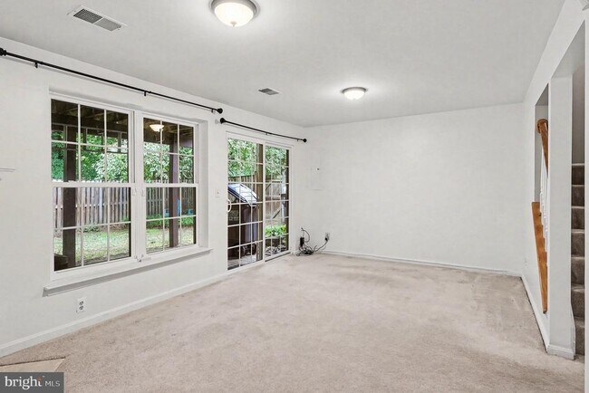 Building Photo - 4872 Ebb Tide Ct