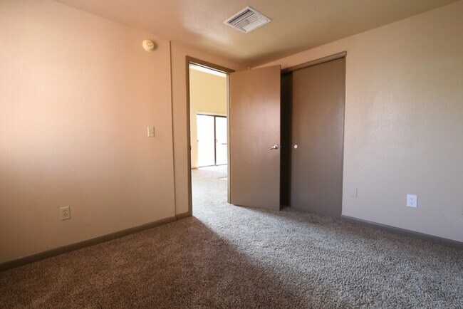 Building Photo - 1005 e 8th street # 3001, tempe az