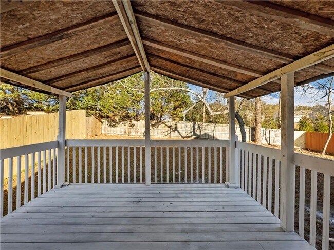 Building Photo - 2032 Morning Dew Pl