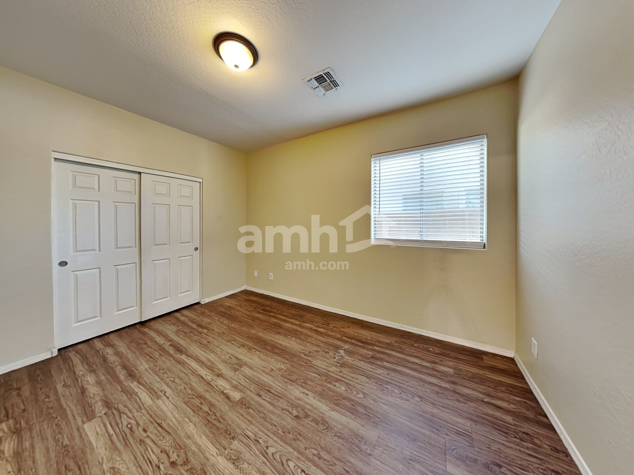 Building Photo - 8220 W Forest Grove Ave